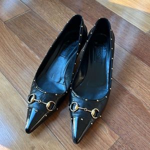 Gucci black short heeled pumps